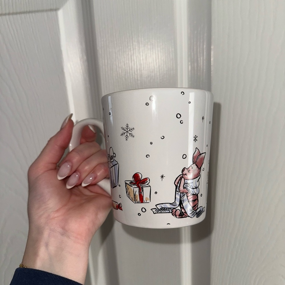 NWOT Winnie the Pooh Christmas Mug - Picture 2 of 4